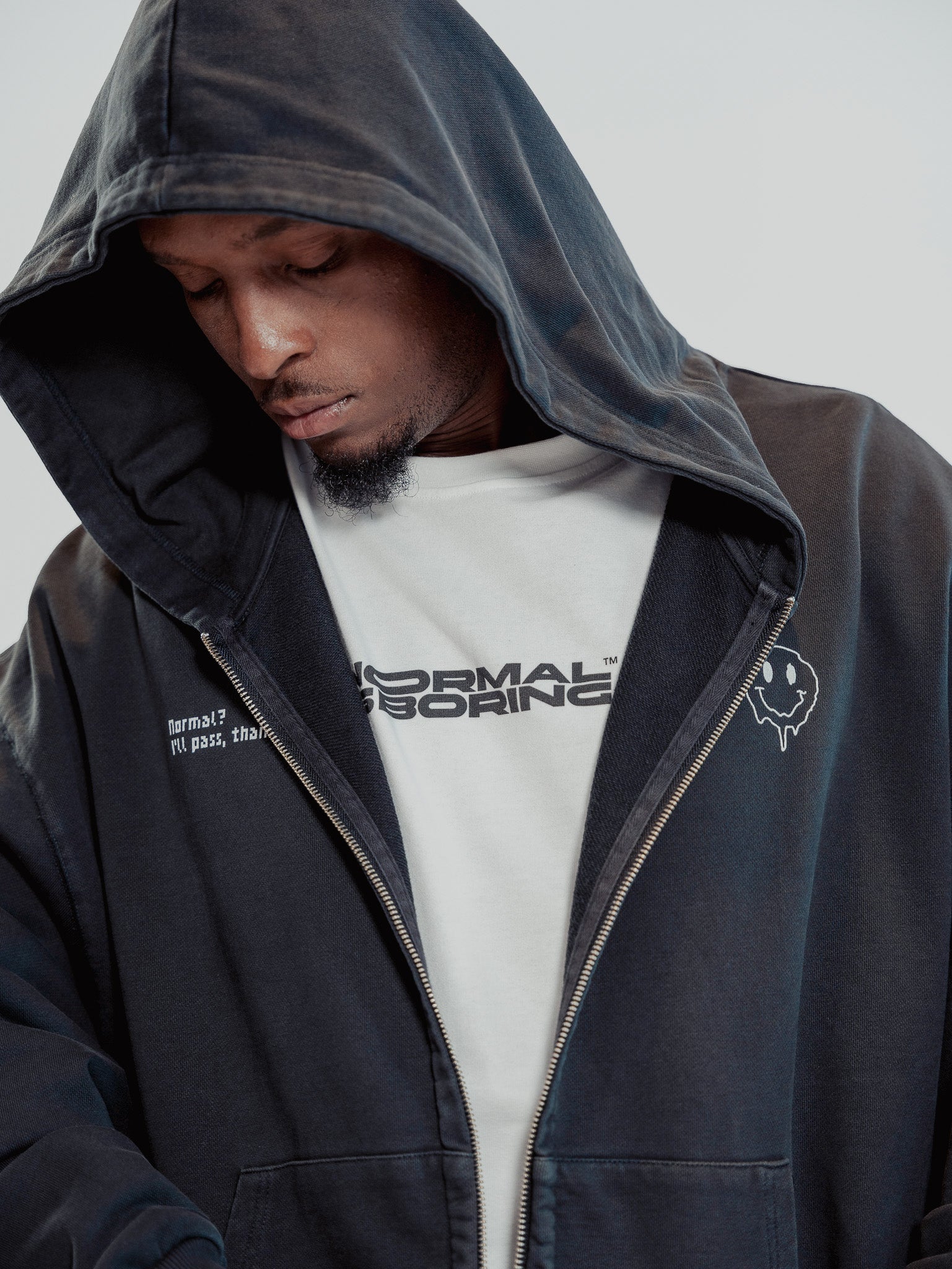 Vintage Black Hood' Zip