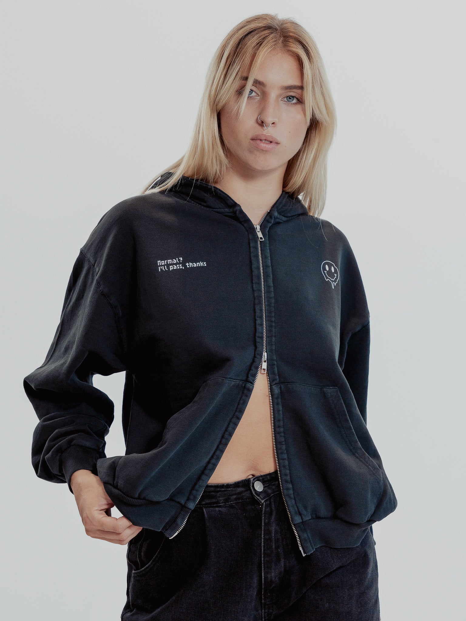 Vintage Black Hood' Zip